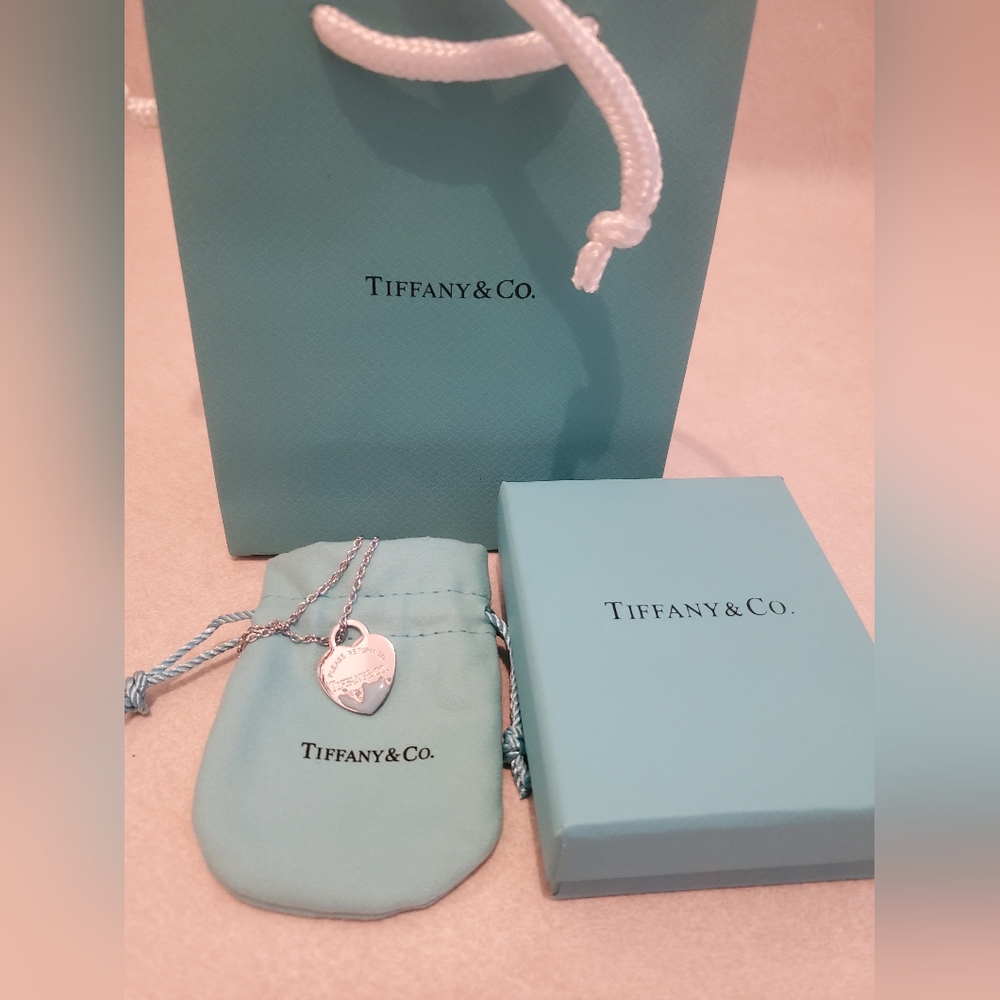 Tiffany & Co. Heart necklace